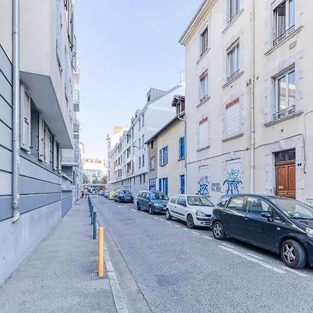 Boss Gare Confort Netflix Climatisation Portable Cours Jean Jaures & Marche Local
